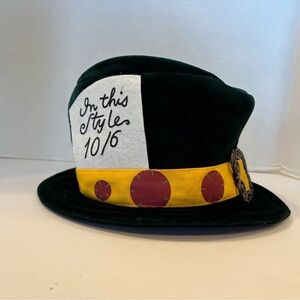 Alice in Wonderland Mad Hatter’s hat Halloween costume OS